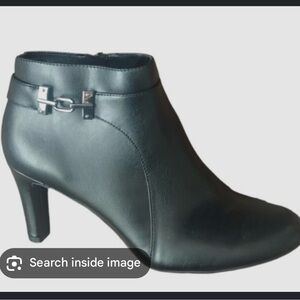Bandolino Black Heeled Ankle Boots